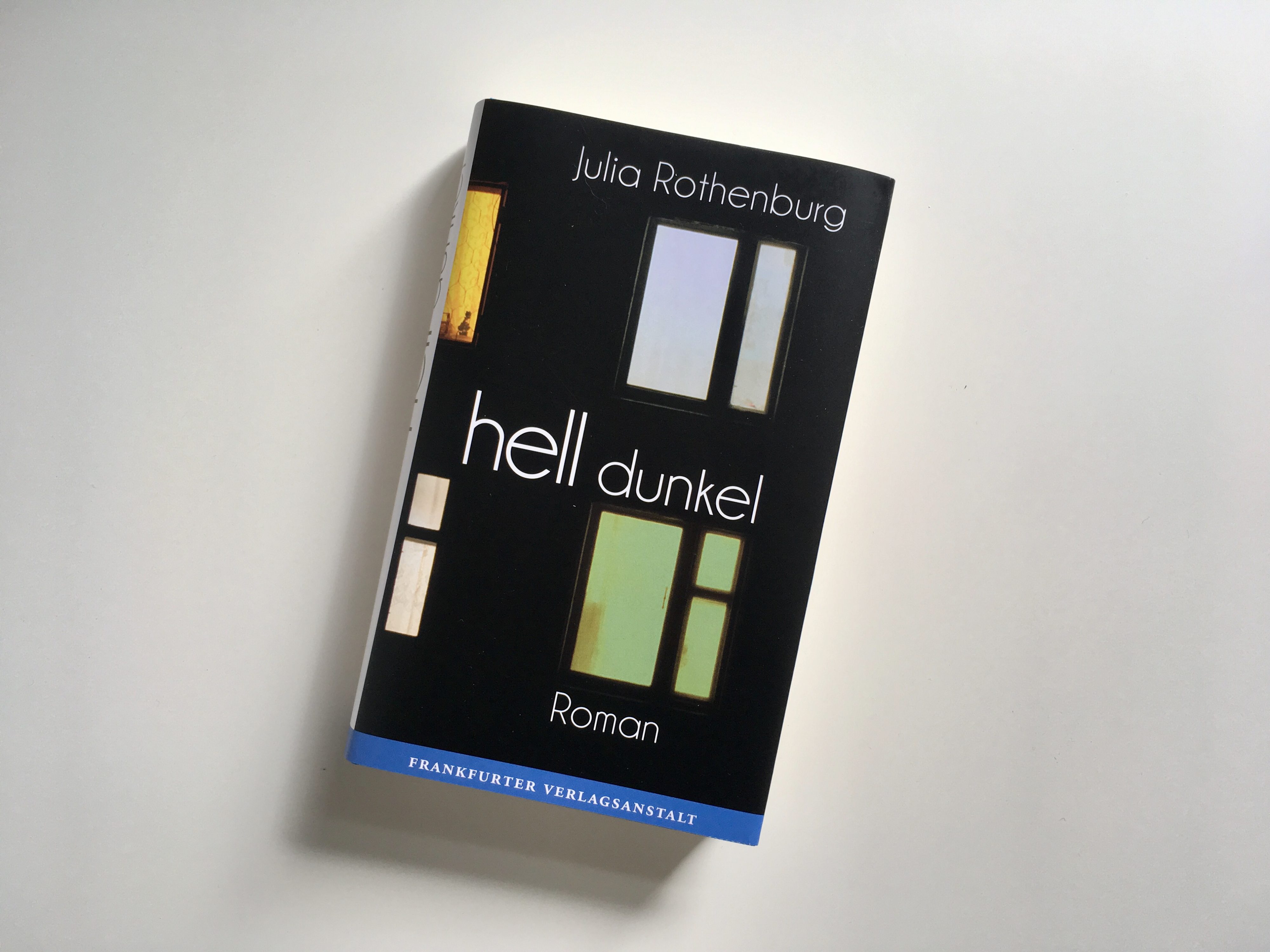 Julia Rothenburg: hell/dunkel