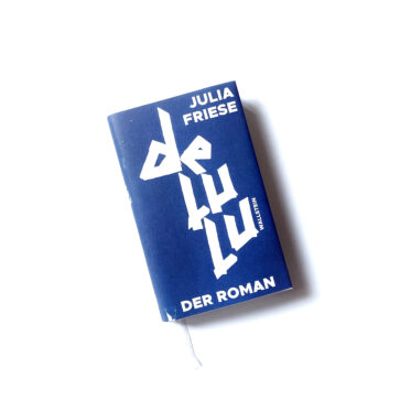 Julia Friese, Delulu, Cover